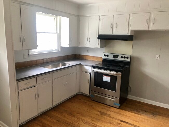 Foto del edificio - 6533 Thunderbird Dr