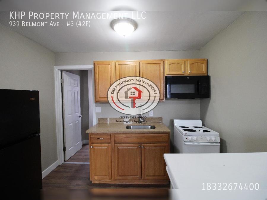 Primary Photo - ONE MONTH FREE RENT! Comfortable Studio Ap...