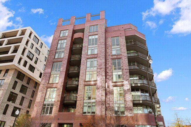 Foto del edificio - 810 O St NW