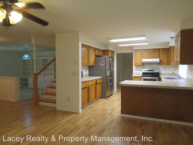 Foto del edificio - 5528 Johnson Point Rd NE