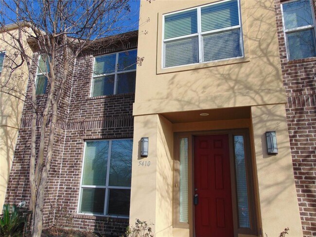 Building Photo - 5410 Bexar St