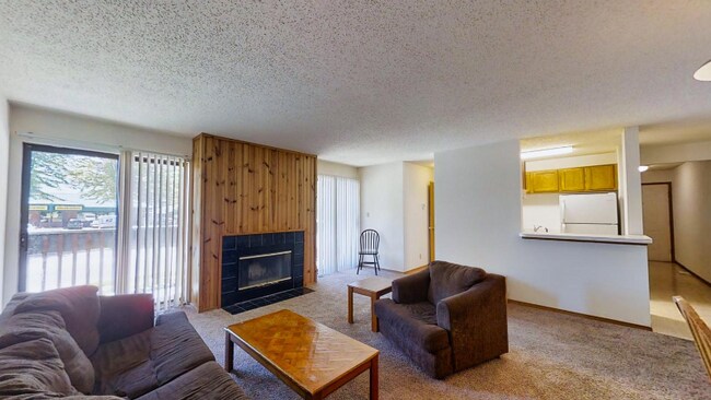 Foto del edificio - 903 N Lincoln Ave