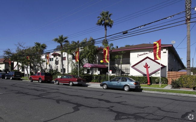 Building Photo - Executive Park Apartments