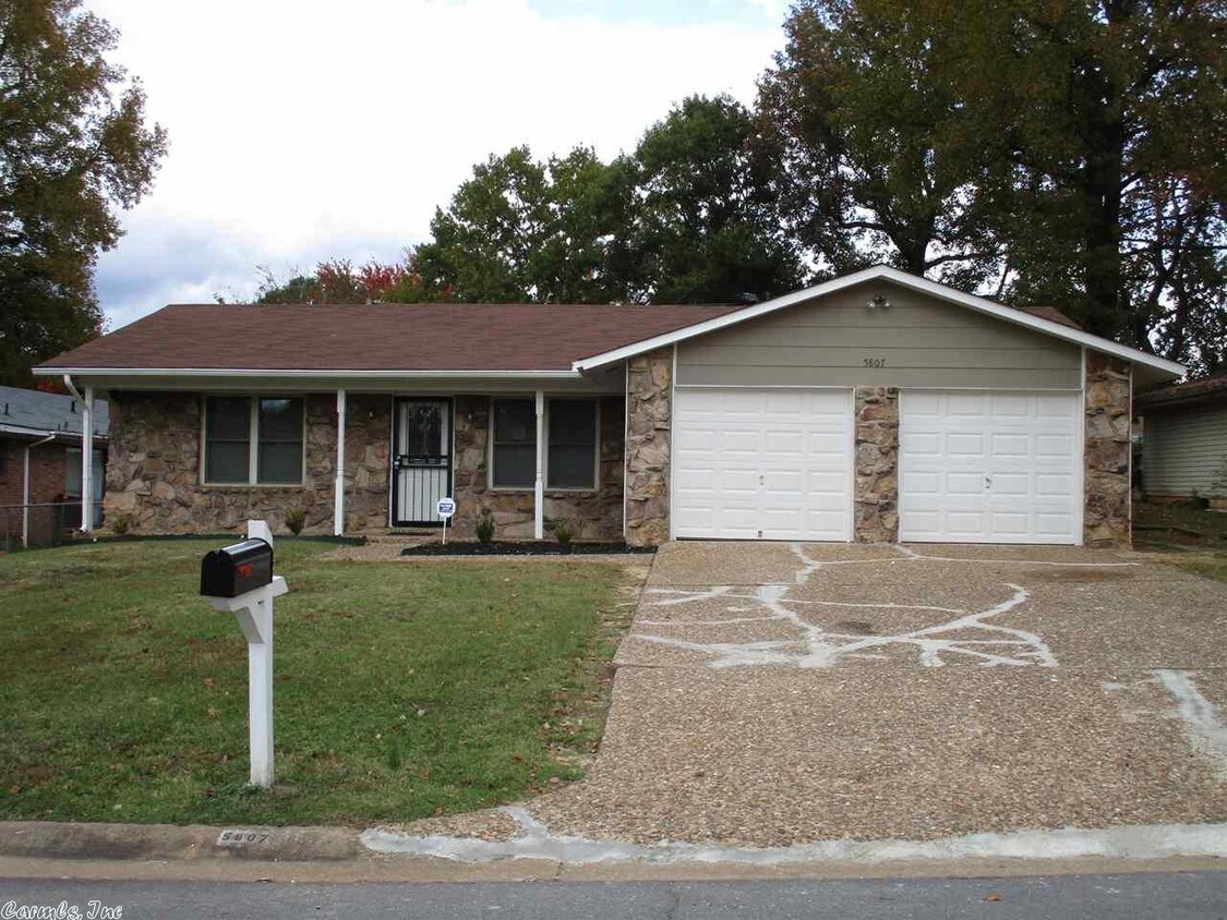 Foto principal - 5807 Glenhaven Pl