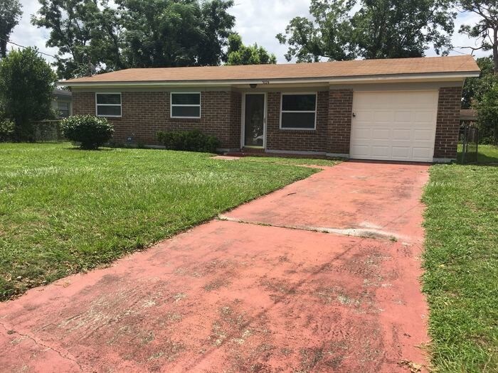 Foto principal - 5024 Foxboro Rd