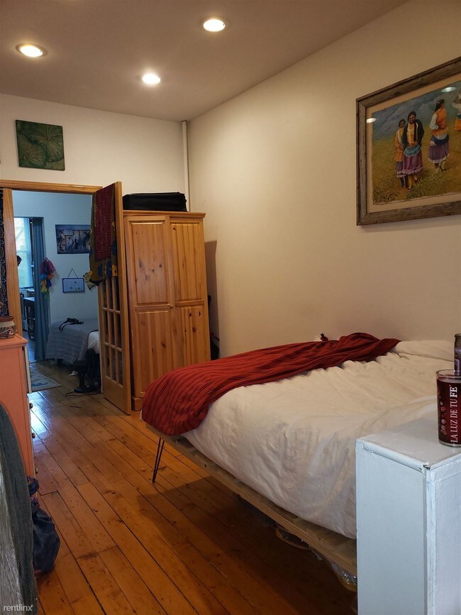 Building Photo - 1 br, 1 bath Apartment - 235 Devoe St