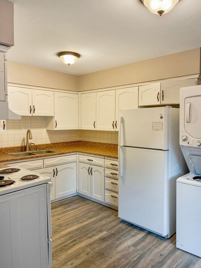 Foto del edificio - 2bed/2bath heart of Frisco! Year lease unf...