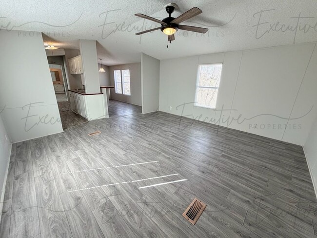 Foto del edificio - 625 N. Claiborne Street