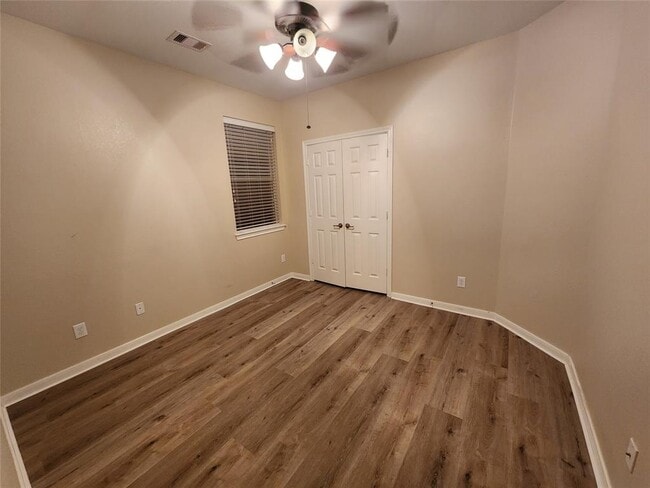 Building Photo - 14823 Yellow Begonia Dr