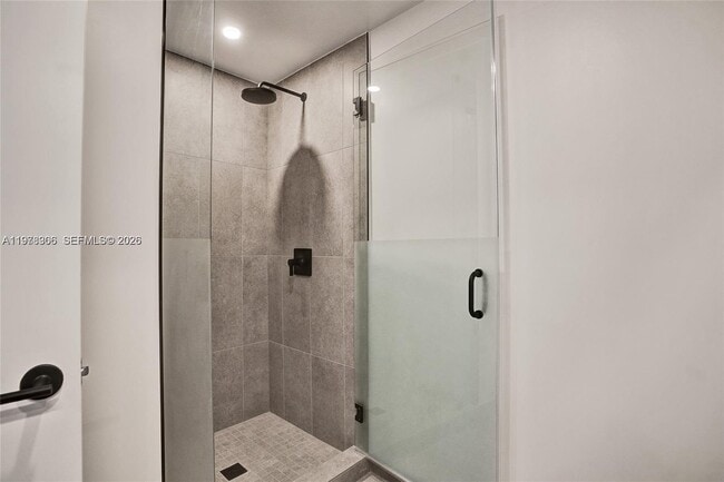 Building Photo - 121 NE 5th St