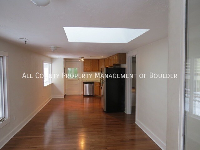 Building Photo - 2931 Broadway