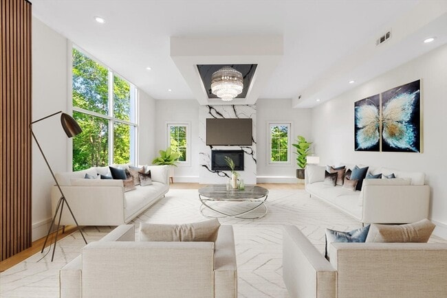 Building Photo - 58 Chestnut St