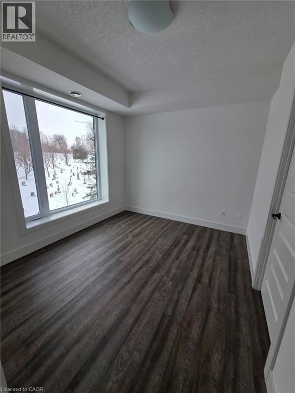 Photo du bâtiment - 107 Roger St