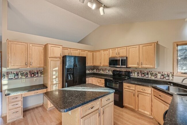 Building Photo - 18737 Euclid Path, Farmington, MN, 55024