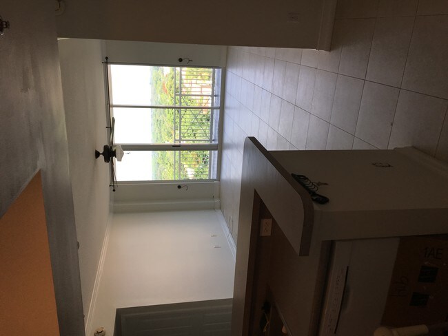 Living/dinning room - 2665 SW 37th Ave