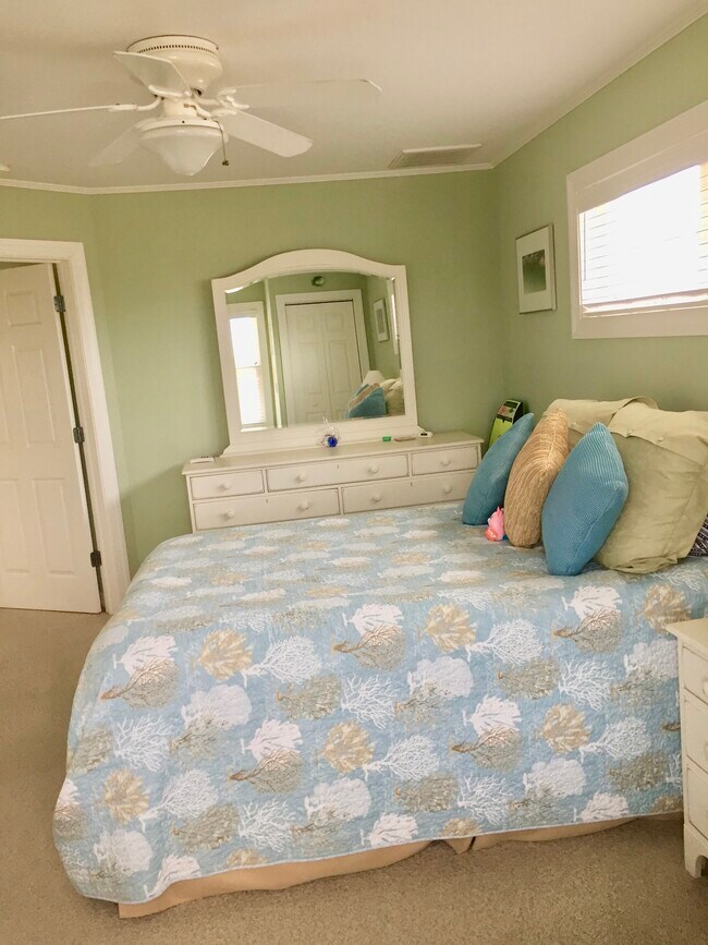 MBR - 116 E Seabreeze Ave