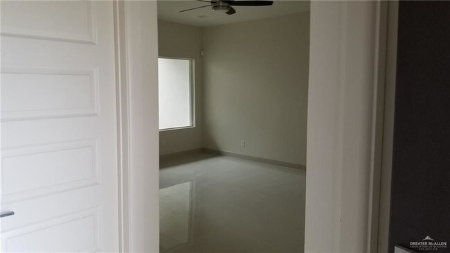 Foto del edificio - 8101 N 23rd St
