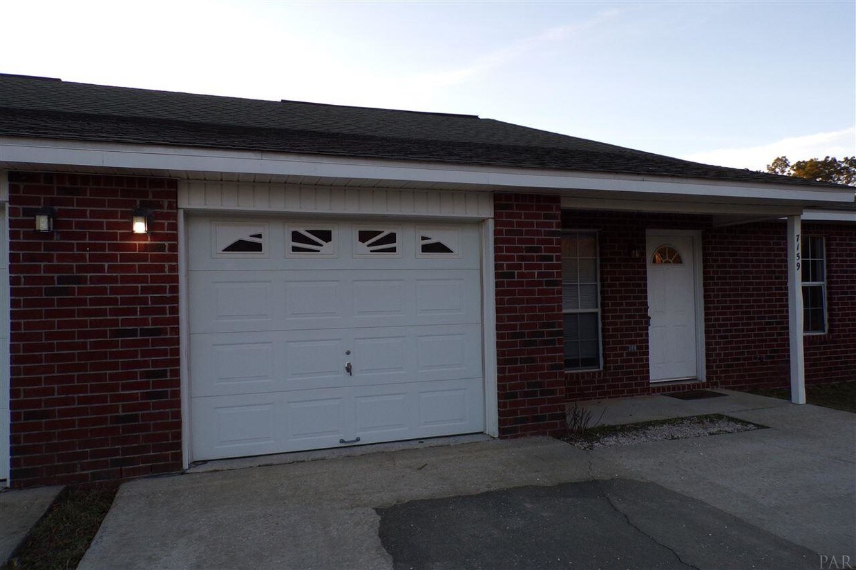 Primary Photo - 7159 Pine Blossom Rd