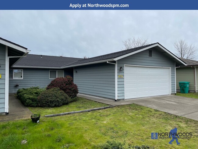 Building Photo - Nice 2 Bedroom 1 Bathroom Duplex-Grants Pass