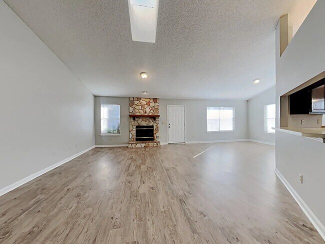 Foto del edificio - 8516 Iron Mill Ct