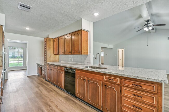 Foto del edificio - 502 Misty Ln