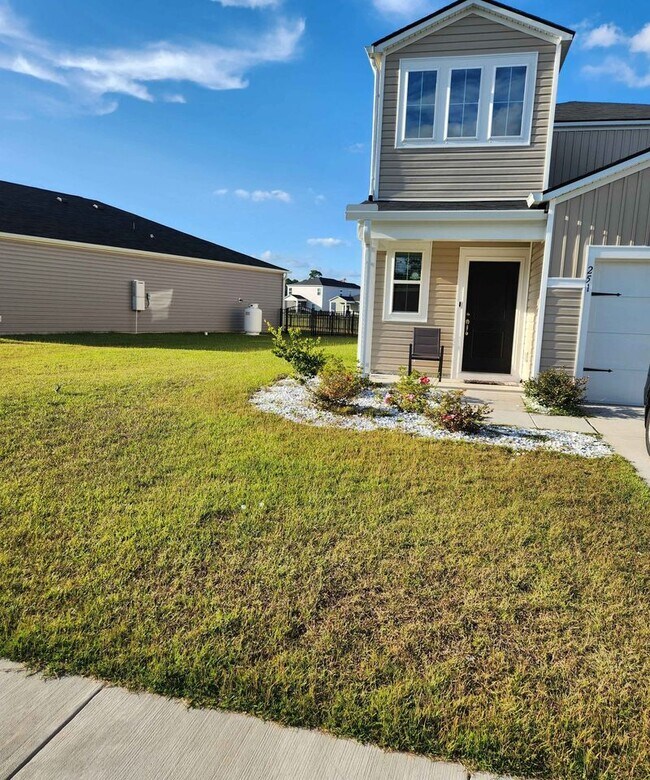Foto del edificio - 251 Timber Oaks Dr