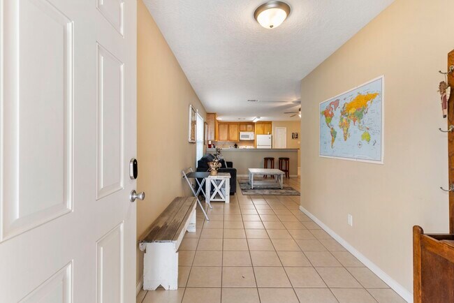 Building Photo - 620 Foster St