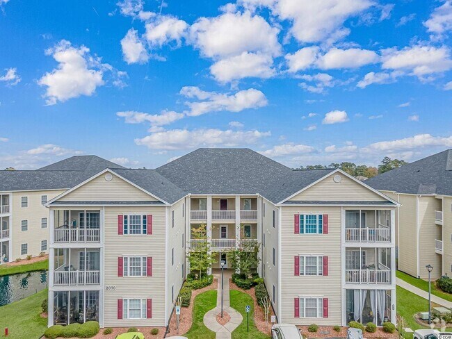 Building Photo - 2070 Cross Gate Blvd
