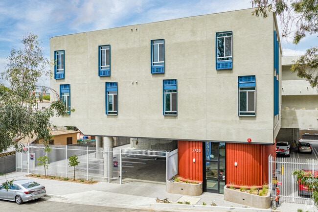 Primary - Step Designer Studio Community Living