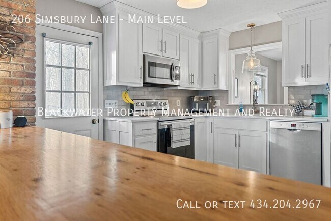 Foto del edificio - 206 Simsbury Ln