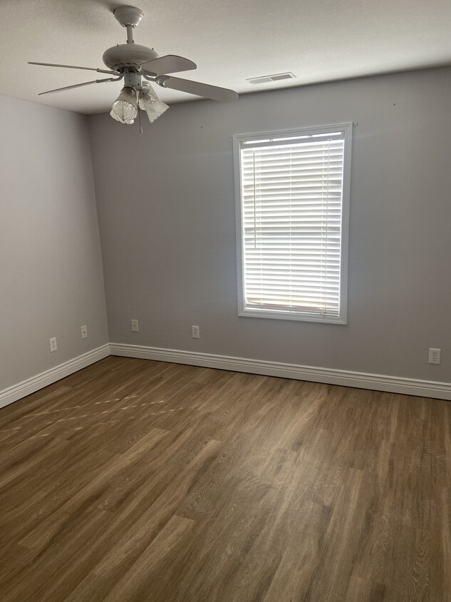 Updated look of bedrooms and living room - 711 Great Falls Trail