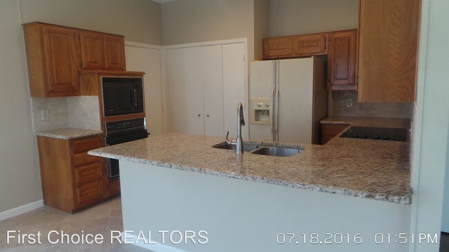 Building Photo - 13901 Preston Valley Pl