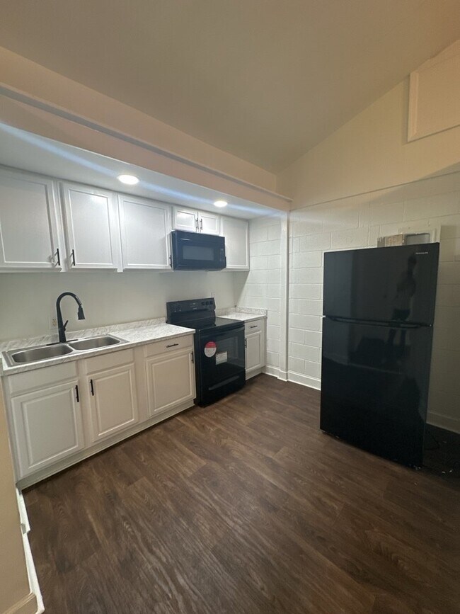 Foto del edificio - 133 Preston Rd