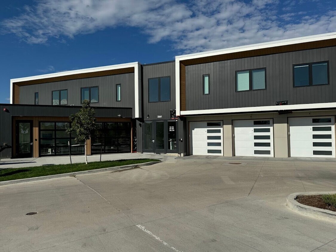 Primary Photo - Modern 1BD 1 BA Condo in Boulder - Availab...