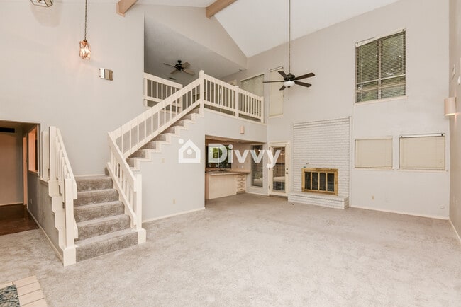 Building Photo - 409 Washington Dr, Arlington, TX 76011