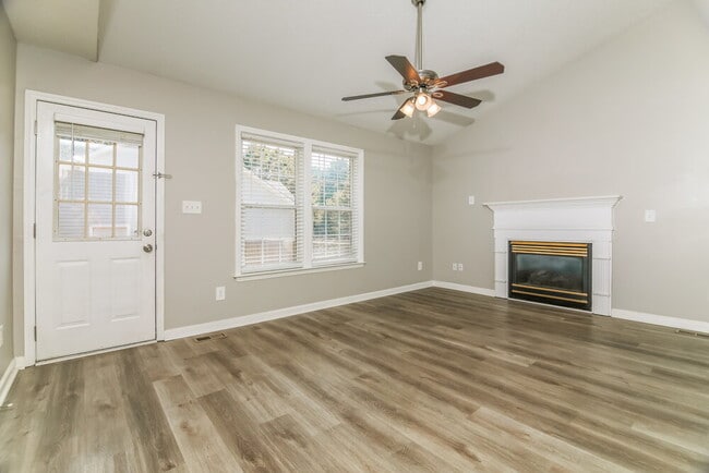 Foto del edificio - 5413 Drum Inlet Pl
