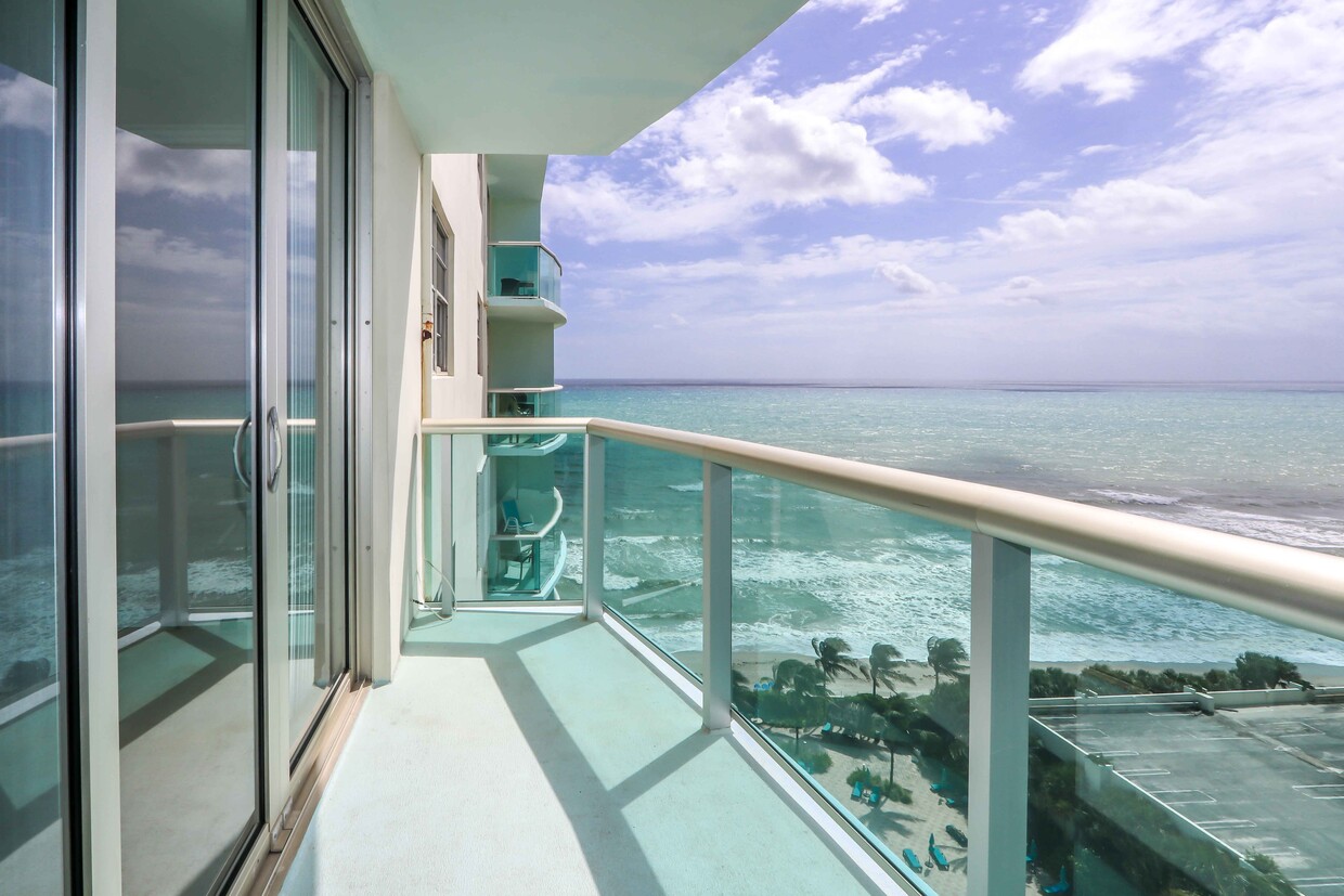 Primary Photo - 3801 S Ocean Dr
