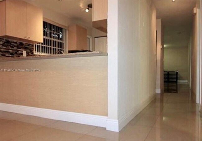 Foto del edificio - 3540 SW 24th St
