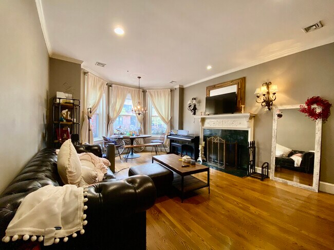 Foto del edificio - 402 Marlborough St