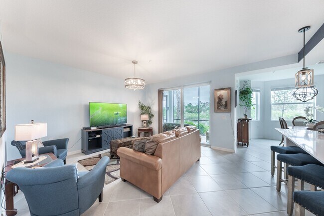 Foto del edificio - PET FRIENDLY- TURNKEY FURNISHED. VARIABLE RENTAL RATES