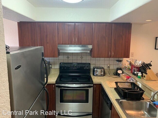 Building Photo - 2 br, 1.5 bath House - 4911 25th St. West ...