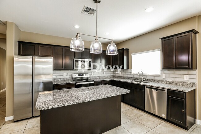 Foto del edificio - 10618 South 54th Lane