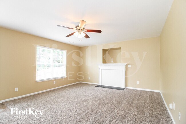 Foto del edificio - 2721 Red Willow Ln