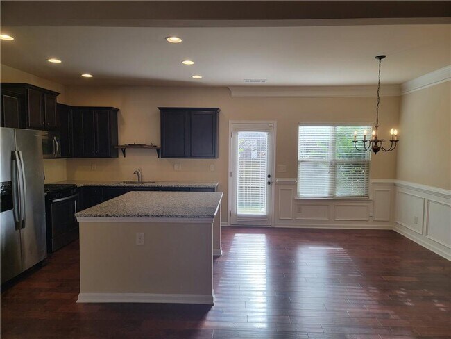 Foto del edificio - 2707 Morgan Glen Rd NE