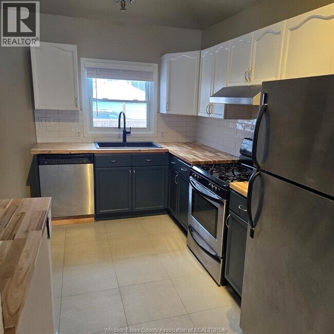 Building Photo - 1227 Windermere Rd