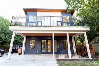 Building Photo - 2509 Del Curto Rd