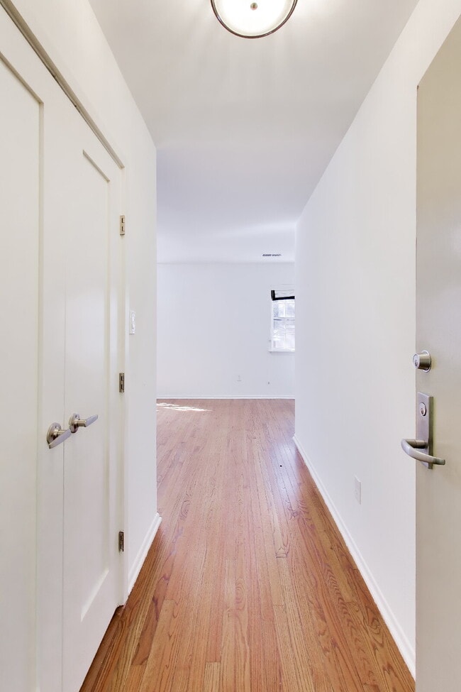 Photo - Bright 16th St Condo + Parking