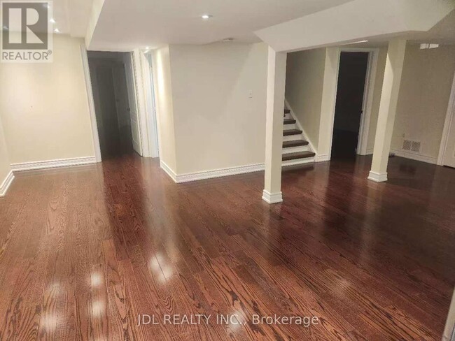 Building Photo - 36 Santa Amato Crescent