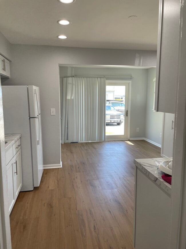 Foto del edificio - 4409 Cavelle Ave