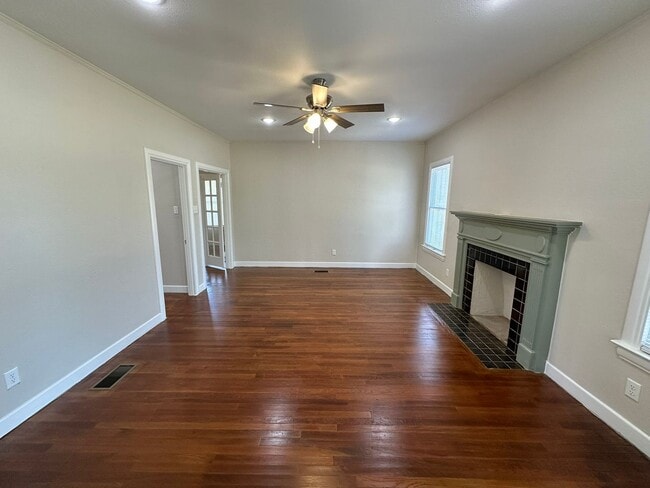 Foto del edificio - 736 Mulberry St